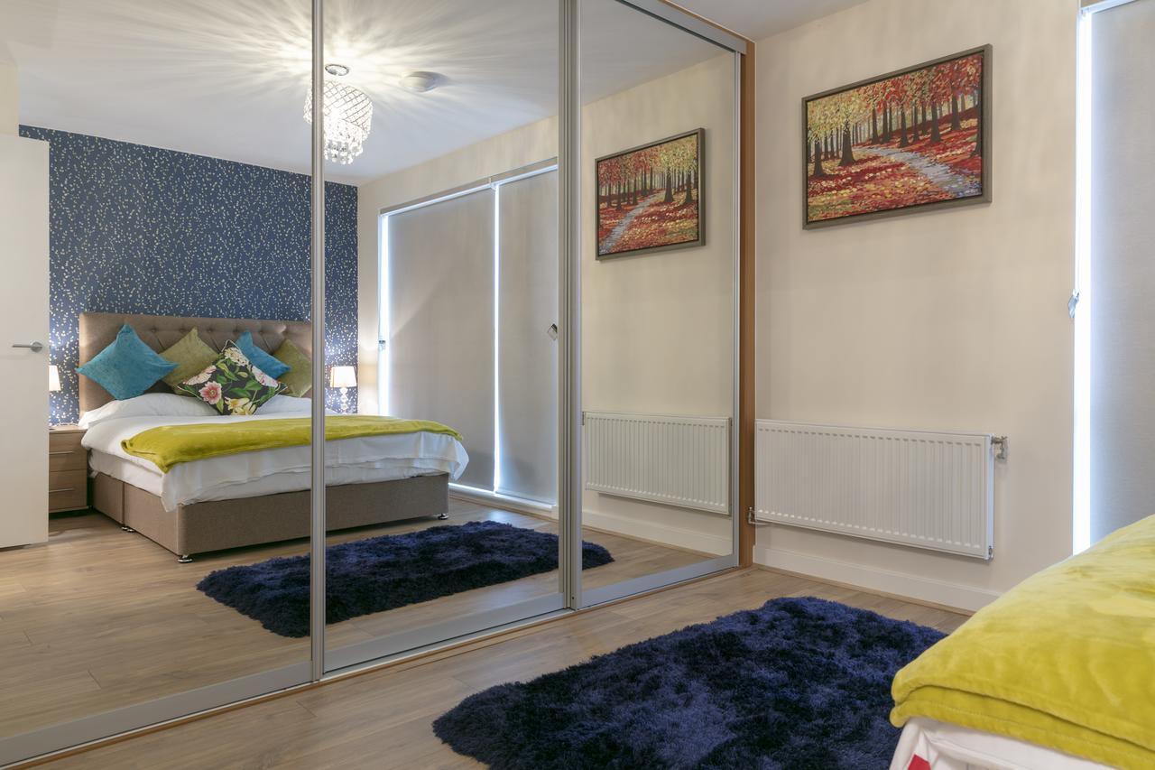 Modern & Exquisite Trumpington Townhouse With Parking & 5 Mins To Papworth Hospital *